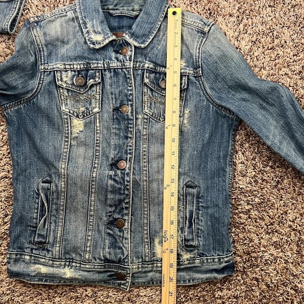 Abercrombie & Fitch Distressed Denim Jean Jacket Girls Size Medium‎ 17.5x20.5
